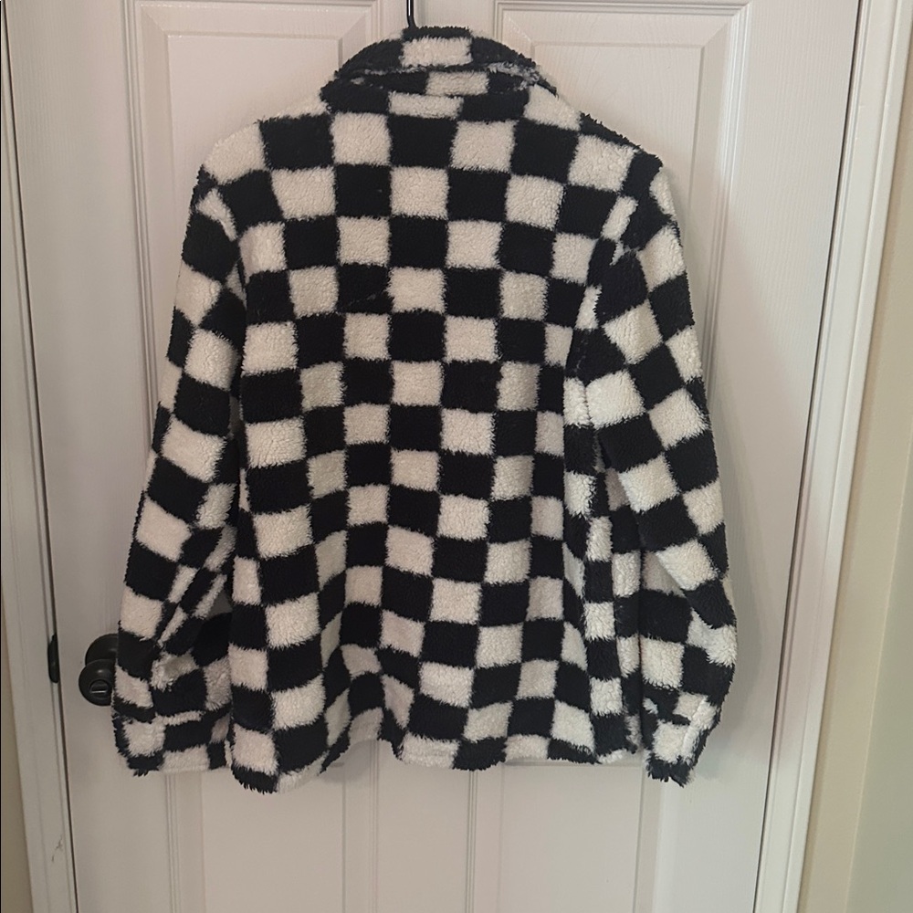Nwot Cozy Checkered Button Down Jacket - image 3